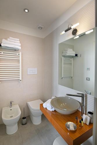 Ένα μπάνιο στο Residenza Borbonica