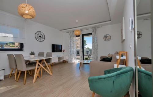 Lovely Apartment In Baska Voda