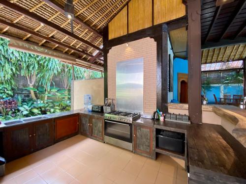 Gallery image of Little Tree House in Sanur