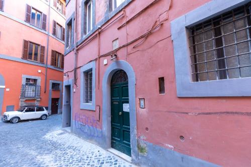 ローマにあるSan Michele apartmentのギャラリーの写真