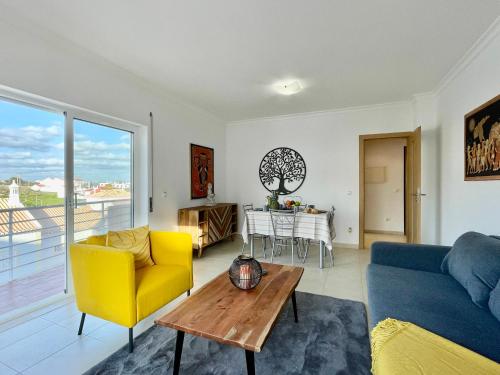Apt TR - with pool and parking