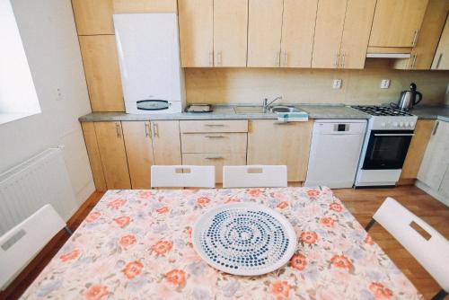 Η κουζίνα ή μικρή κουζίνα στο Apartmány Klimkovice
