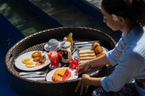 Mad i villaen eller i nærheden