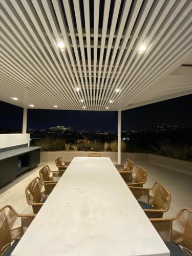 Acropolis Residence #Rooftop#360-Degree City Views #Unoblu