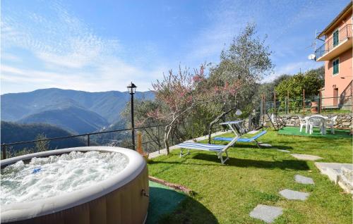Amazing Home In Vescina With Jacuzzi, Wifi And 2 Bedrooms