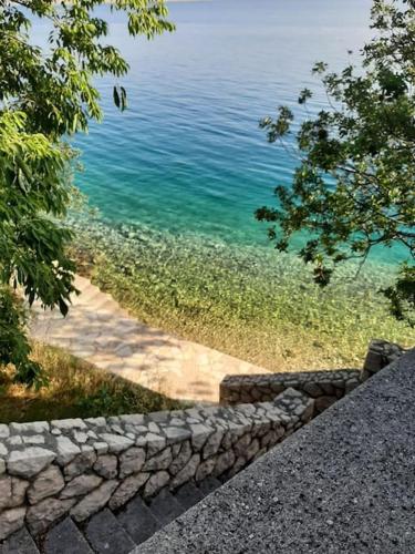 Φυσικό τοπίο κοντά σε αυτή η παραθεριστική κατοικία