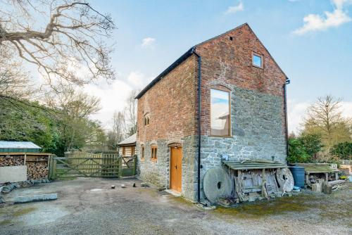 The Old Mill – Photos 2