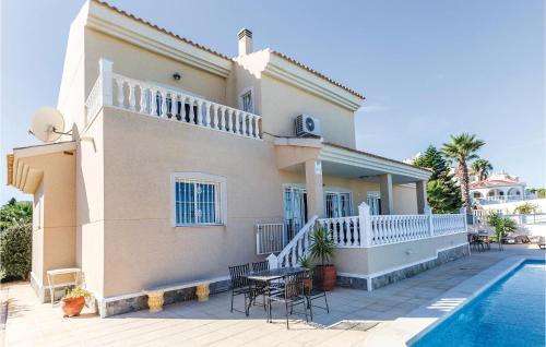 Bazén v ubytovaní Awesome Home In Ciudad Quesada-Rojales alebo v jeho blízkosti