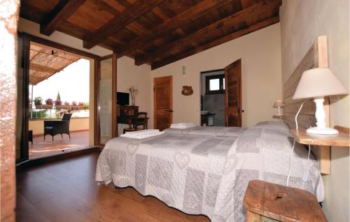 Postel nebo postele na pokoji v ubytování Awesome Apartment In Cortona Ar