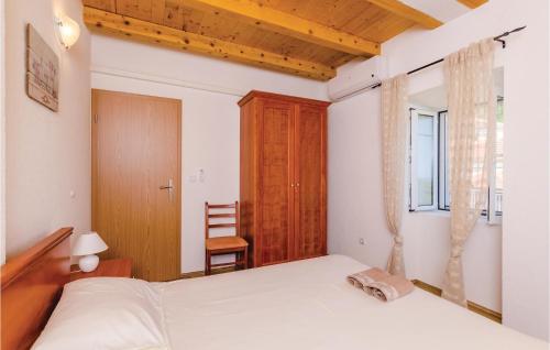 Katil atau katil-katil dalam bilik di 3 Bedroom Stunning Home In Babino Polje