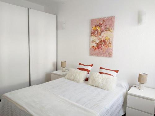 Casa dos Sorrisos - 3 bedroom apartment, terrace, barbecue, AC, Wifi, beach