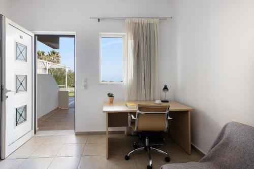 Fotografia z galérie ubytovania Yiannis Apartments v destinácii Adelianos Kampos