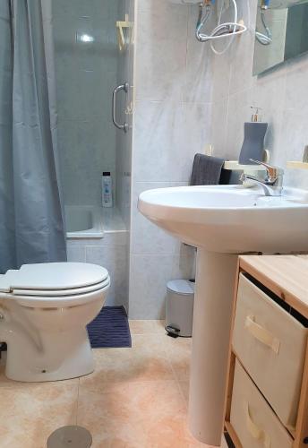 Precioso apartamento con ascensor a 80 metros del mar photo 22