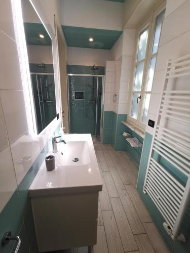 Bilik mandi di B&B Ad Quintum Torino