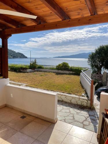 Φωτογραφία από το άλμπουμ του Unique luxury beach house in Poros Island στον Πόρο