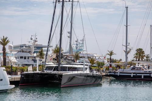 Travel Habitat La Marina Real