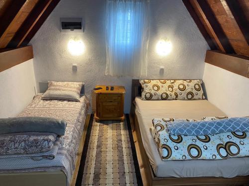 Postel nebo postele na pokoji v ubytování Rest&peace homes