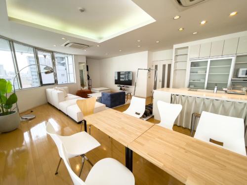 Tasone Stay OSAKA SEI401