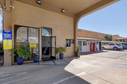 Gambar di galeri bagi Anaheim Discovery Inn and Suites di Anaheim