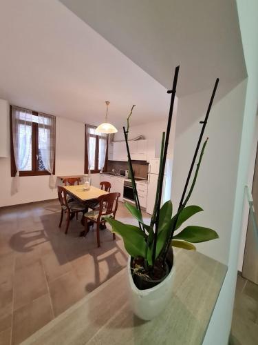 Foto Venice Apartment with Private Courtyard 6