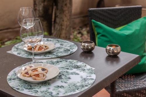 Agathae Luxury Apartament with Garden