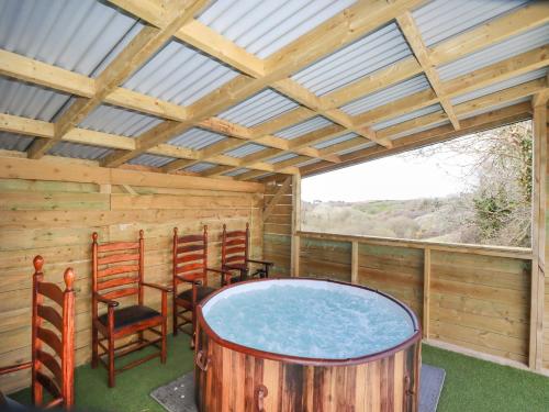 Five Elements Barn – Photos 2