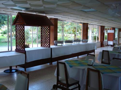 Restaurace v ubytování Hotel Playa Azul