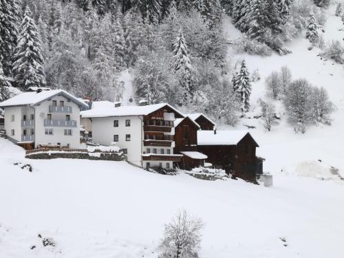 Apartment in Ischgl at the ski bus stop