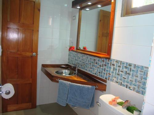 Koupelna v ubytování Hotel Iguanito