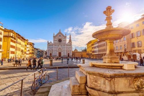 Roberto's Apartment. Firenze Piazza Santa Croce.