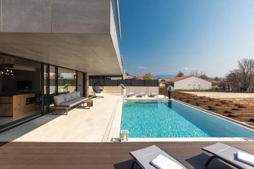 Luxury villa Besca with sauna and jacuzzi