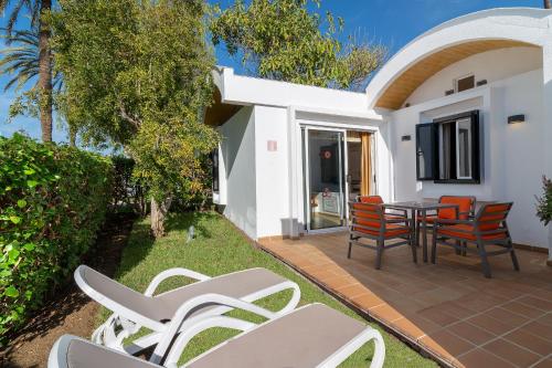 Photo de la galerie de l'établissement Bungalows Cordial Biarritz, à Playa del Ingles