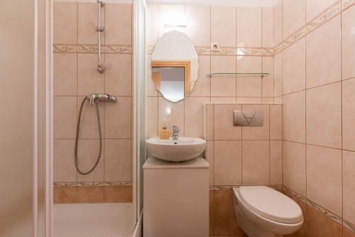 Kúpeľňa v ubytovaní Marija F4 Apartment