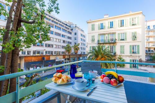 LE TIVOLI AP4264 By Riviera Holiday Homes