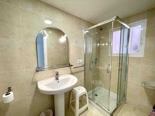 Ванная комната в Torre Principado - Aloturin Benidorm