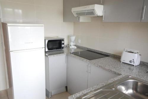 Apartamento V2 Pedro - By Bedzy