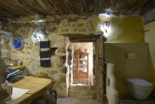 Koupelna v ubytování Auberge de Tamezret