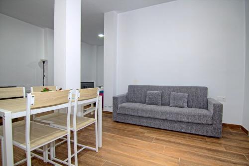 Mercado Huelin Apartments