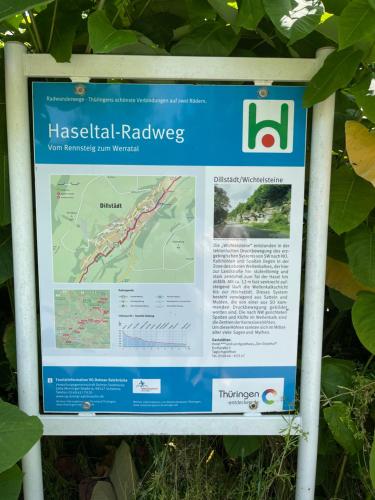 a sign for the trails at hastelin reserves at Landhotel Der Distelhof mit Scheunencafé in Dillstädt