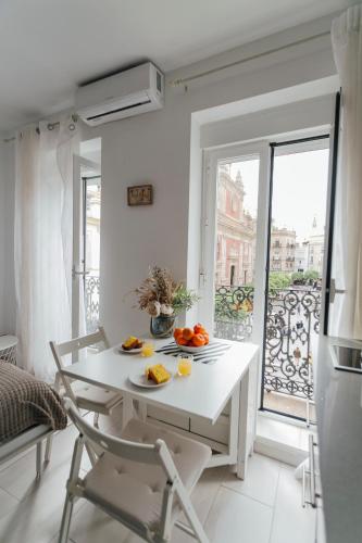 One&Lux El Salvador - Central Studio with a Stunning View