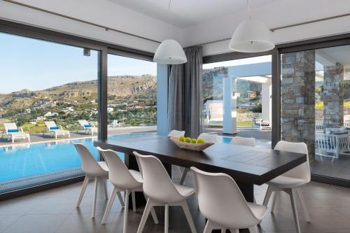 Πισίνα στο ή κοντά στο Alindo Villa I