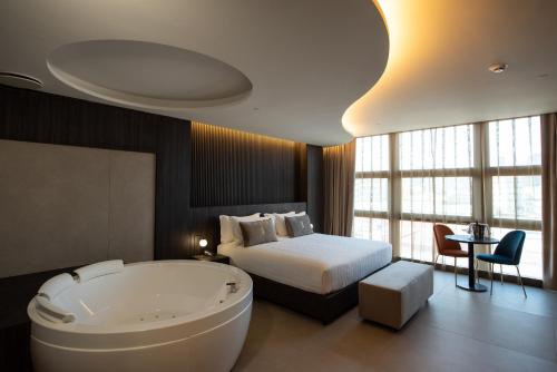 Gold Tower Lifestyle Hotel photo 102