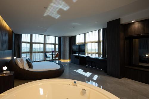 Gold Tower Lifestyle Hotel photo 118