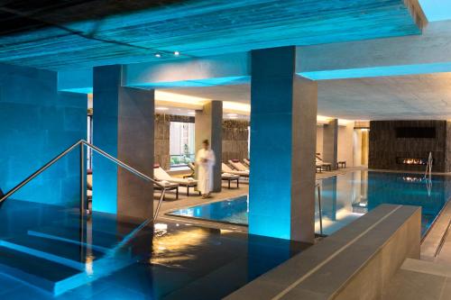 ElisabethHotel Premium Private Retreat- Adults onlyの敷地内または近くにあるプール