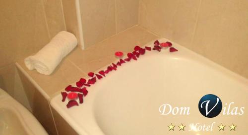 Un baño de Hotel Dom Vilas