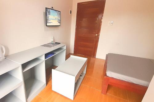 Televisyen dan/atau pusat hiburan di SMAK's Hotel