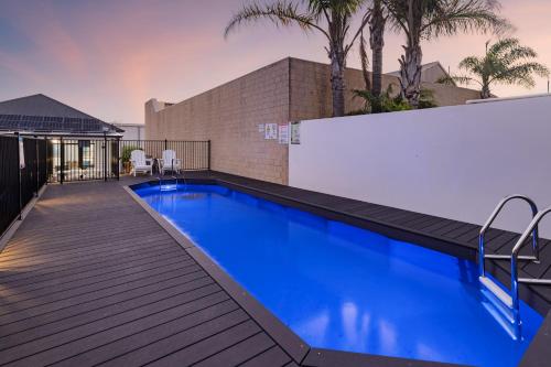 Afbeelding uit fotogalerij van Deco Beach Luxury Apartments in Port Lincoln