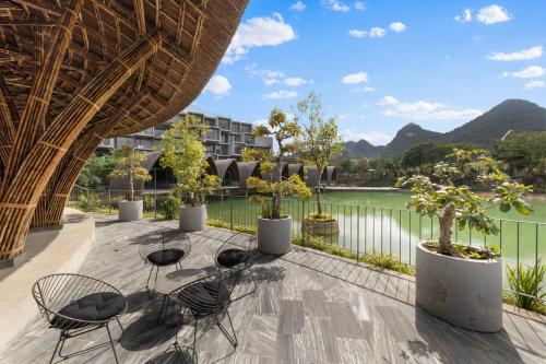 ニンビンにあるWyndham Grand Vedana Ninh Binh Resortのギャラリーの写真