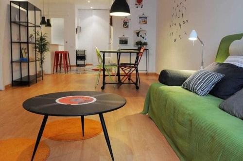 Calm Modern Apartment