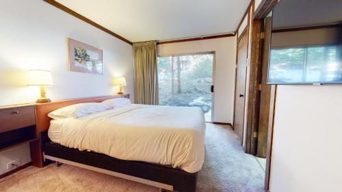 Gallery image of Mammoth Estates Deluxe 2 Bedroom Condos in Mammoth Lakes